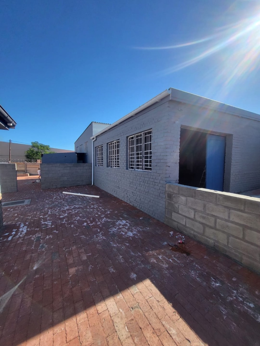  Bedroom Property for Sale in Oudtshoorn Central Western Cape